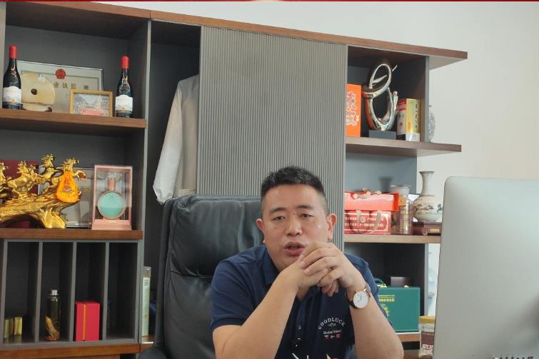 CEO Mr. Huang من نحن(图2)